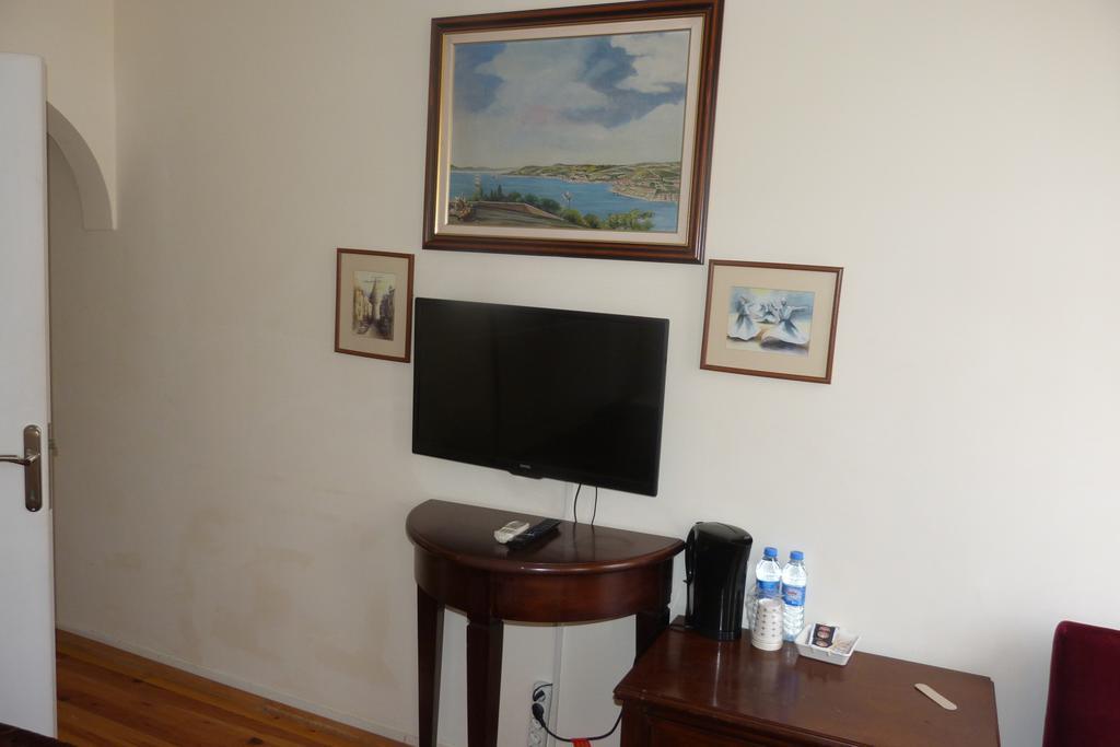 Eagles Budget Home Istanbul Bilik gambar