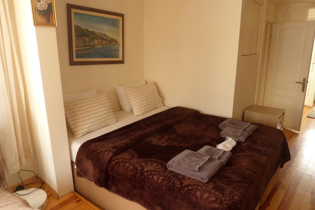 Eagles Budget Home Istanbul Bilik gambar