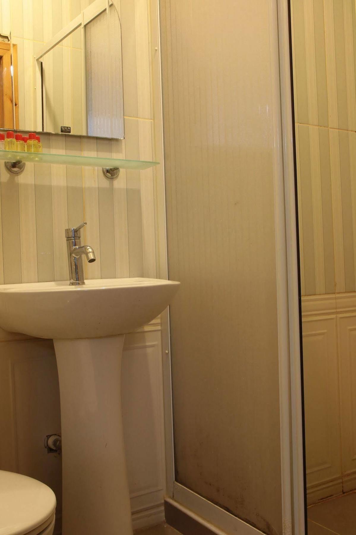 Eagles Budget Home Istanbul Luaran gambar